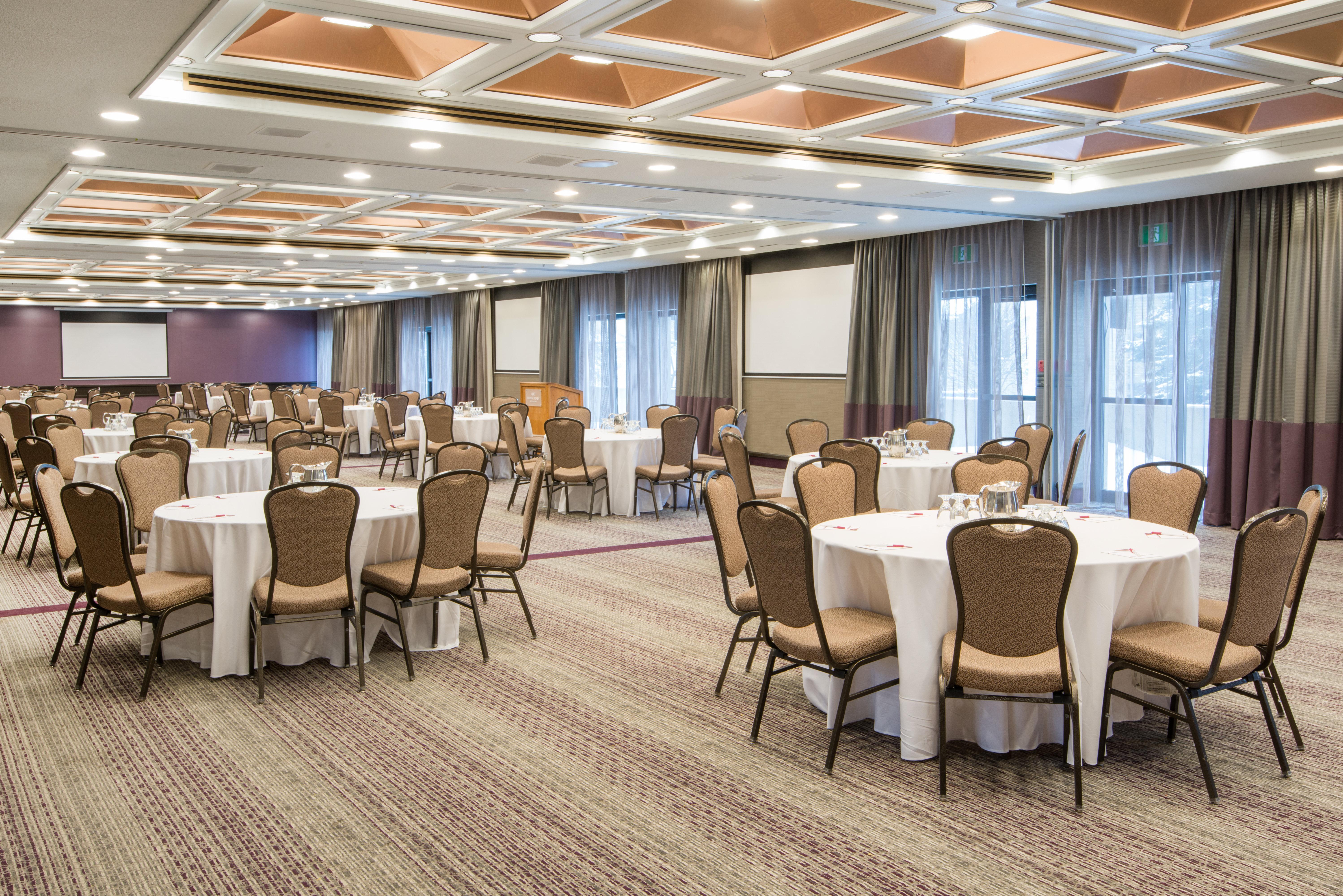 Crowne Plaza Kitchener-Waterloo By Ihg Hotell Exteriör bild