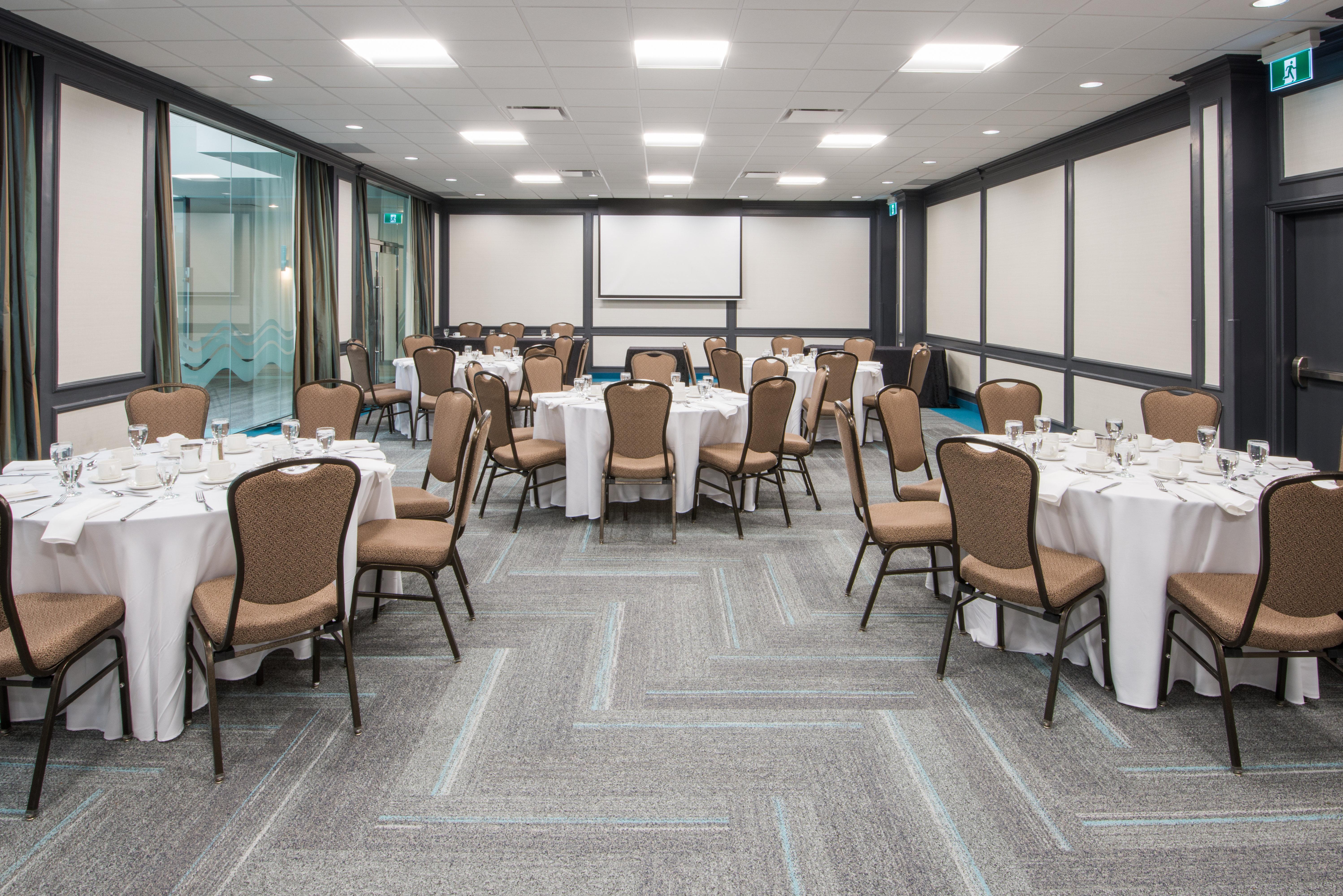 Crowne Plaza Kitchener-Waterloo By Ihg Hotell Exteriör bild