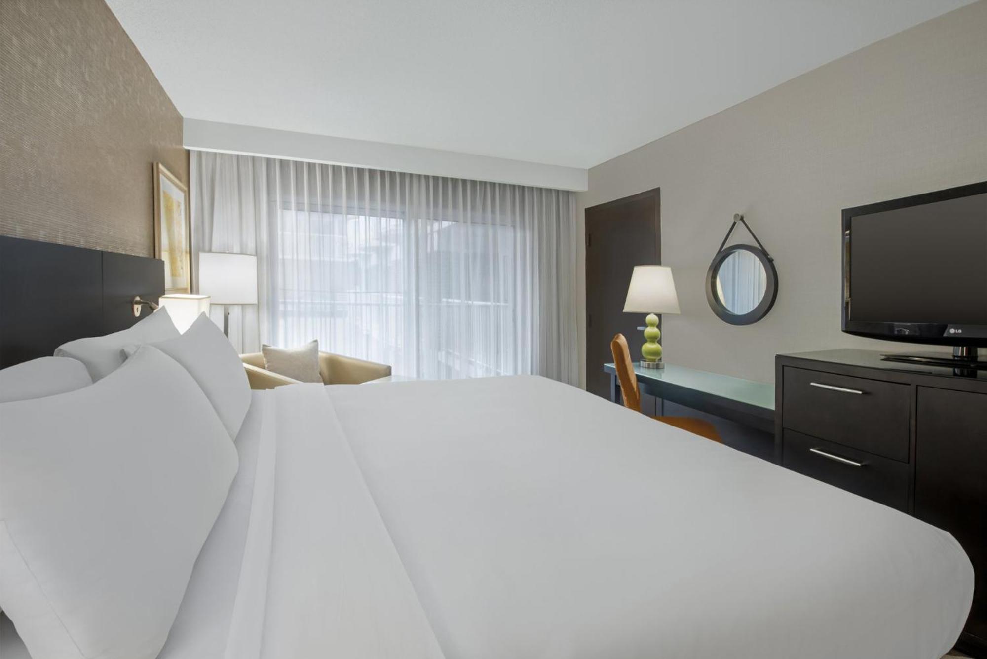 Crowne Plaza Kitchener-Waterloo By Ihg Hotell Exteriör bild
